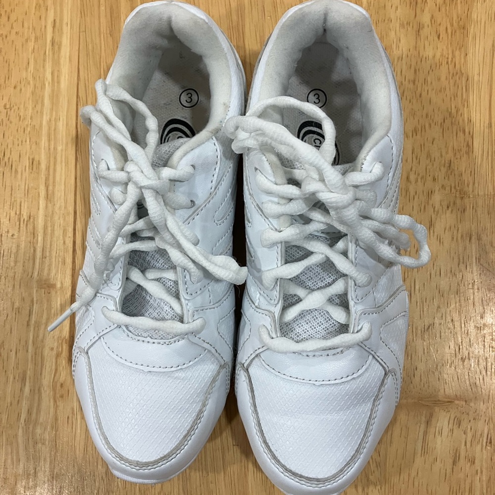 Chassé White Girl’s Athletic Shoes